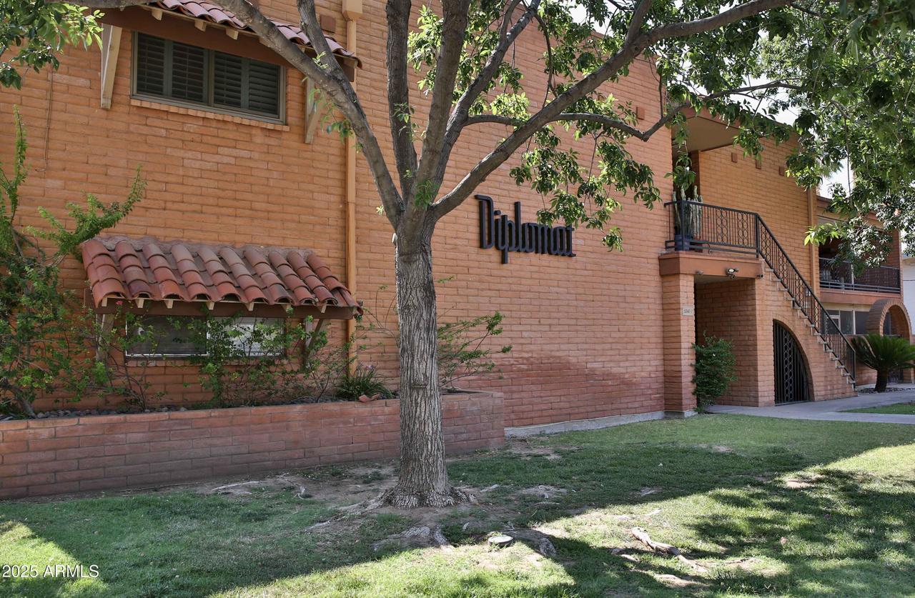 5246 N 20th St. #B1, Phoenix, AZ 85016