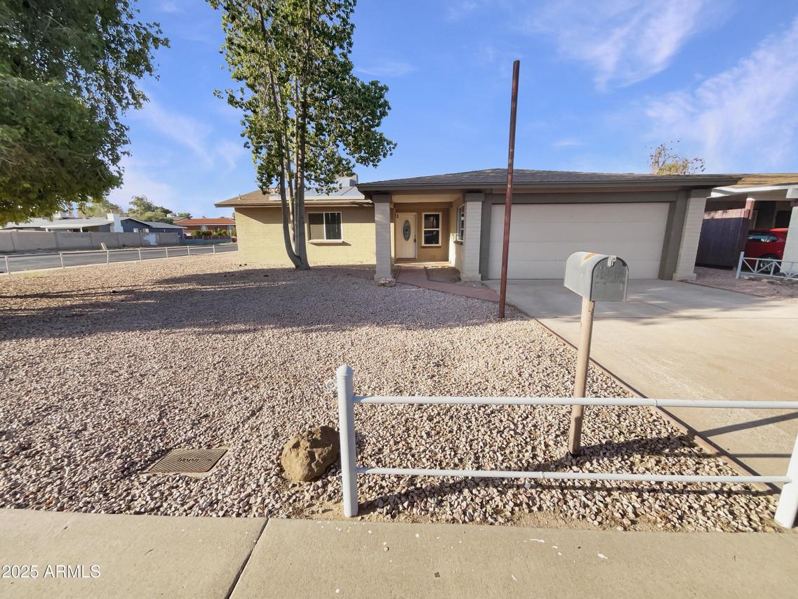 1105 W Anderson Dr., Phoenix, AZ 85023