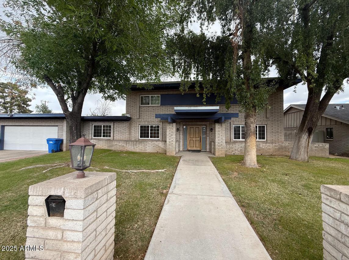 6521 N 2nd St., Phoenix, AZ 85012
