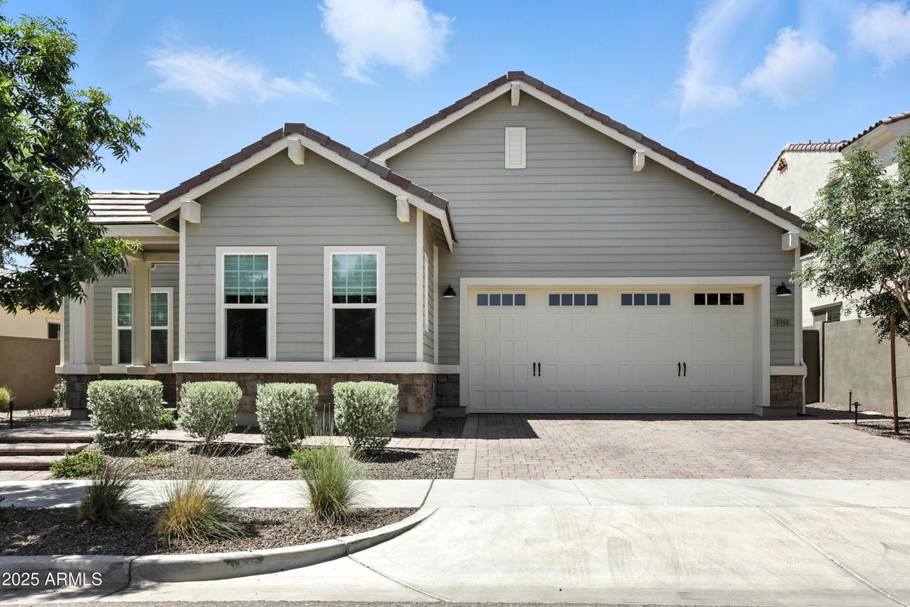 1948 W Paso Tr., Phoenix, AZ 85085