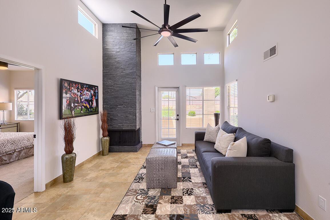 11333 N 92nd St. #1118, Scottsdale, AZ 85260
