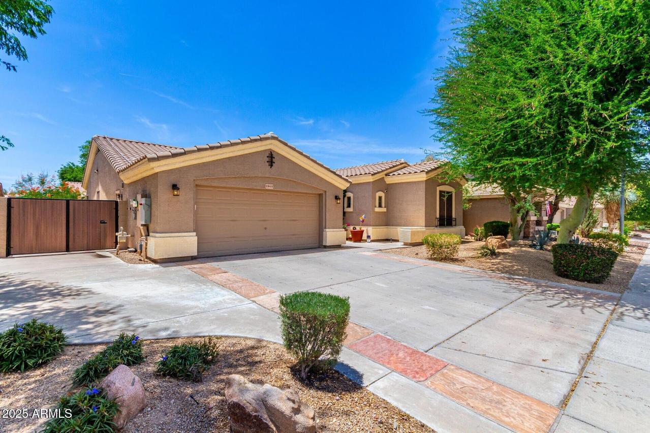 1865 E Locust Pl., Chandler, AZ 85286