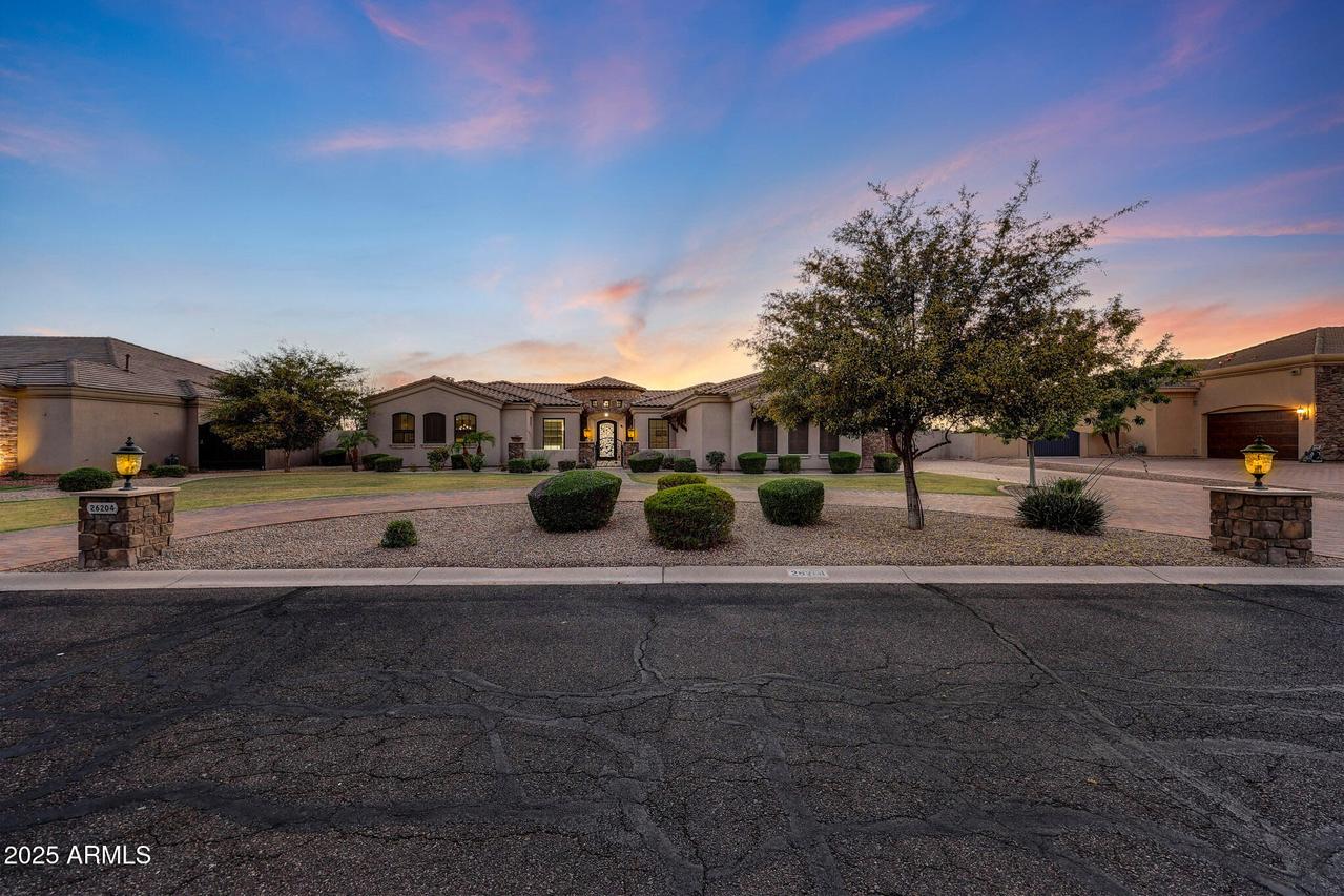 26204 S Washington St., Chandler, AZ 85249