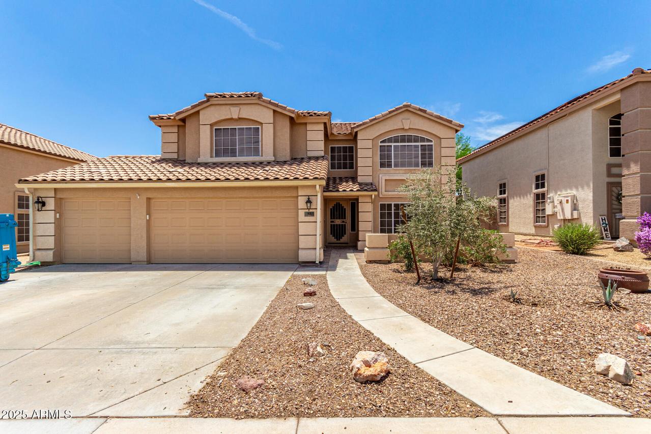 82 N 221st Ave., Buckeye, AZ 85326