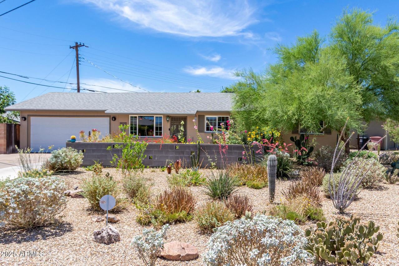 6749 E Lewis Ave., Scottsdale, AZ 85257