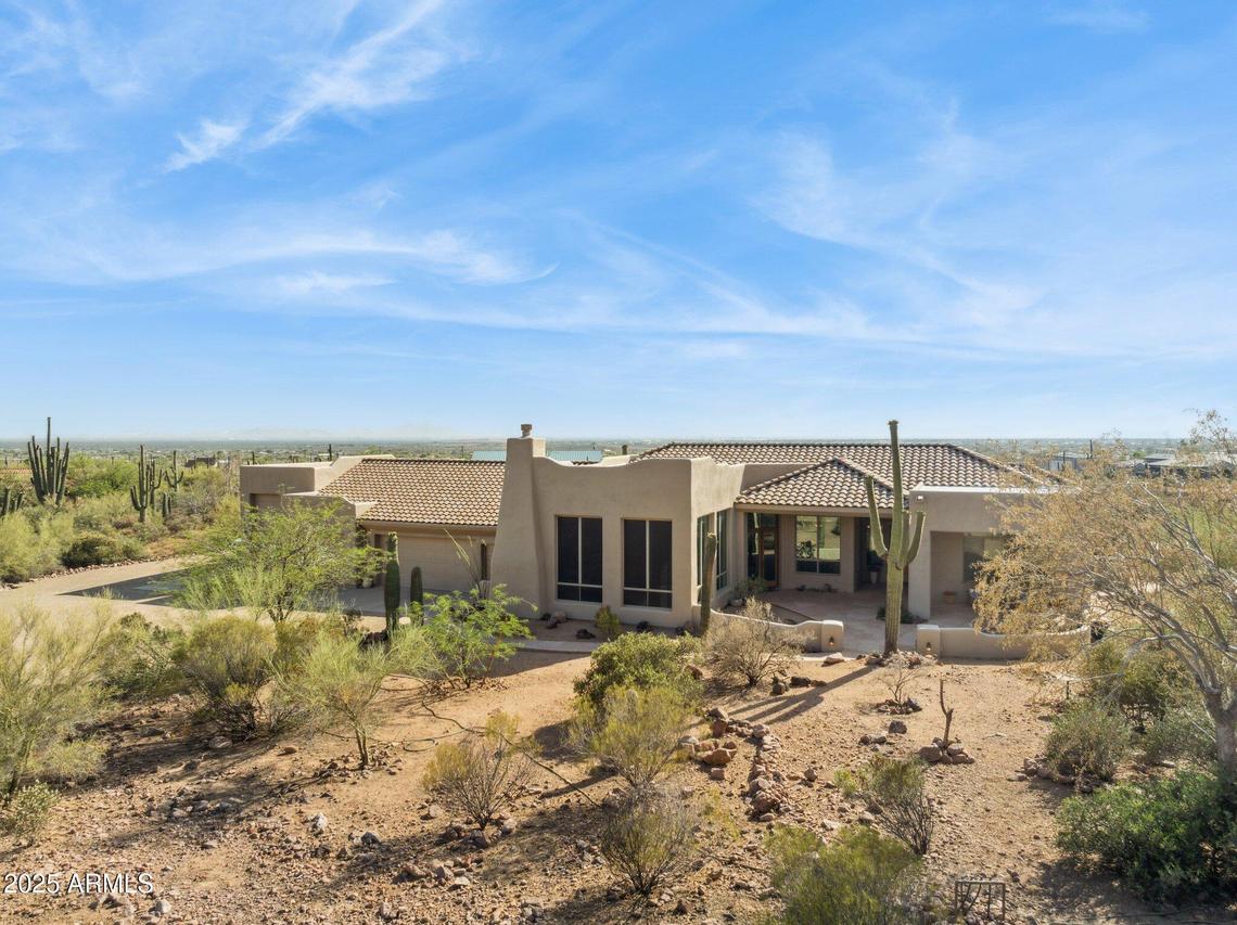 148 N La Barge Rd., Apache Junction, AZ 85119