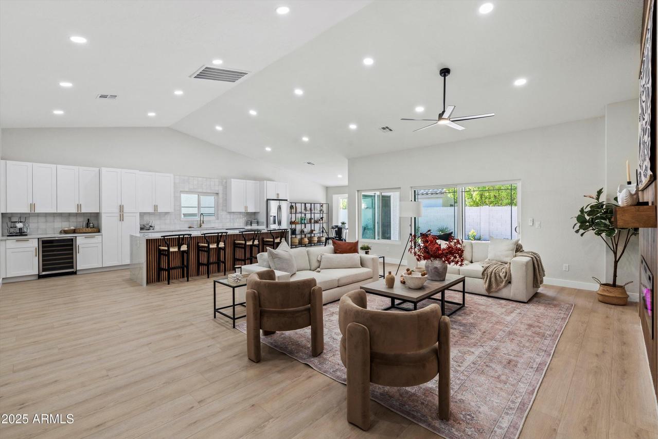 3220 W Frankfurt Dr., Chandler, AZ 85226