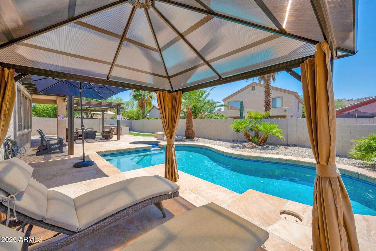 18455 W San Carlos Dr., Goodyear, AZ 85338