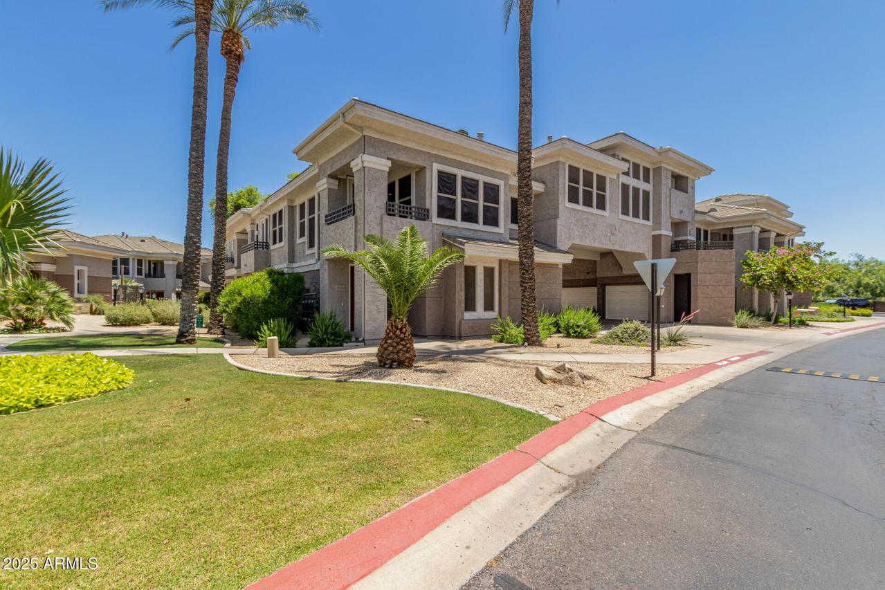 15221 N Clubgate Dr. #2139, Scottsdale, AZ 85254
