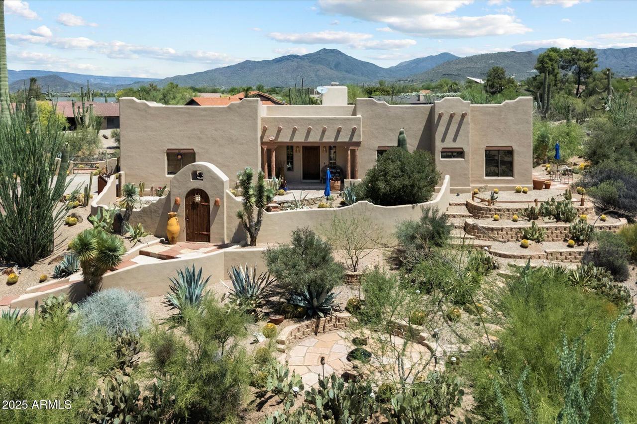 9030 E Trail Dr., Carefree, AZ 85377