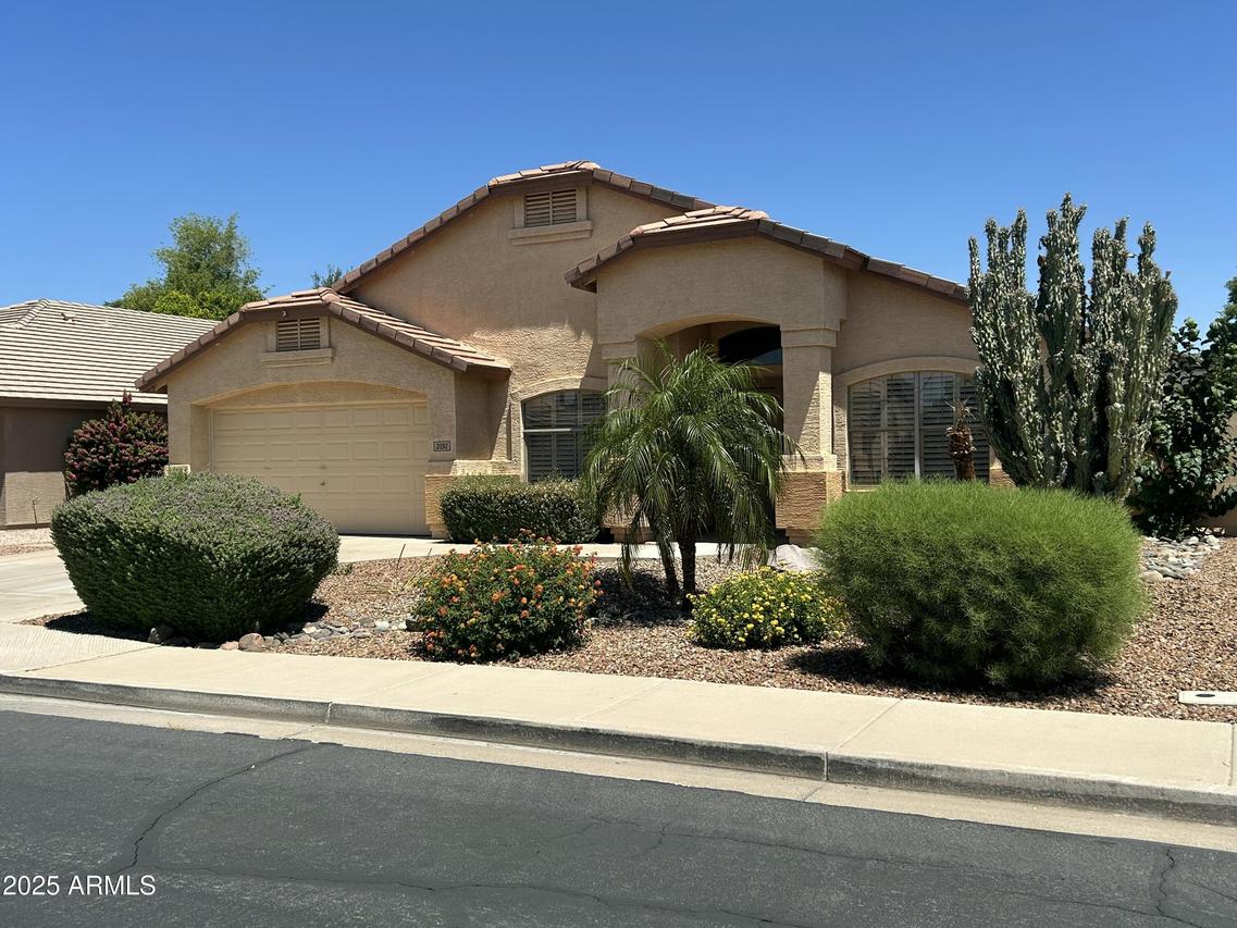 2092 E Smoke Tree Rd., Gilbert, AZ 85296