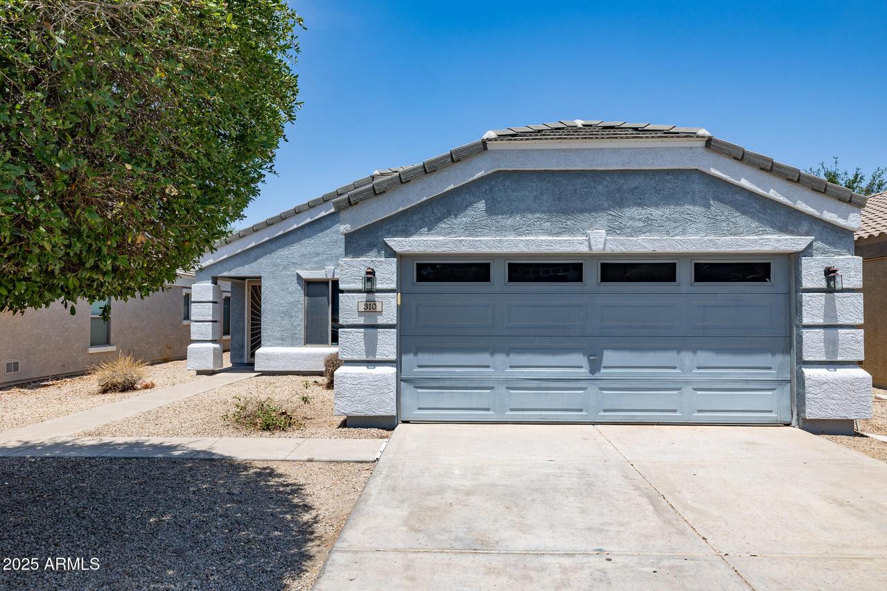 310 E Payton St., San Tan Valley, AZ 85140