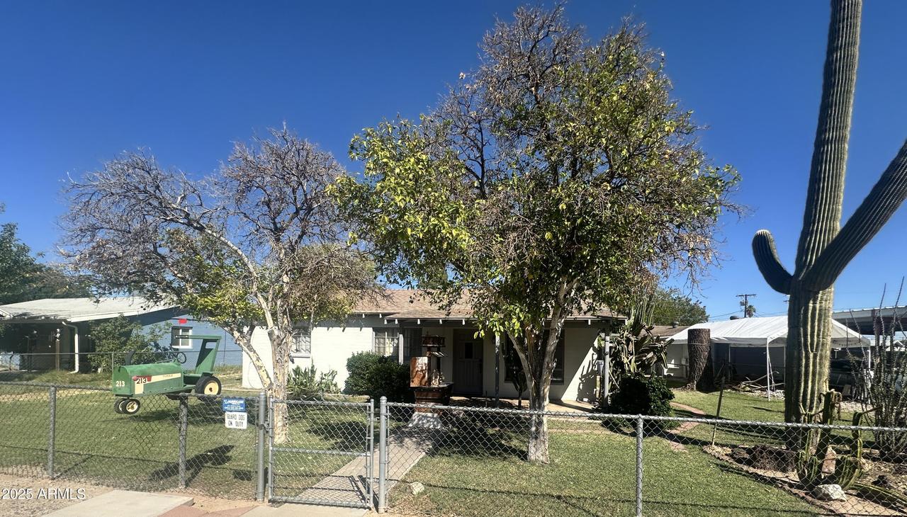 213 3rd Ave., Buckeye, AZ 85326