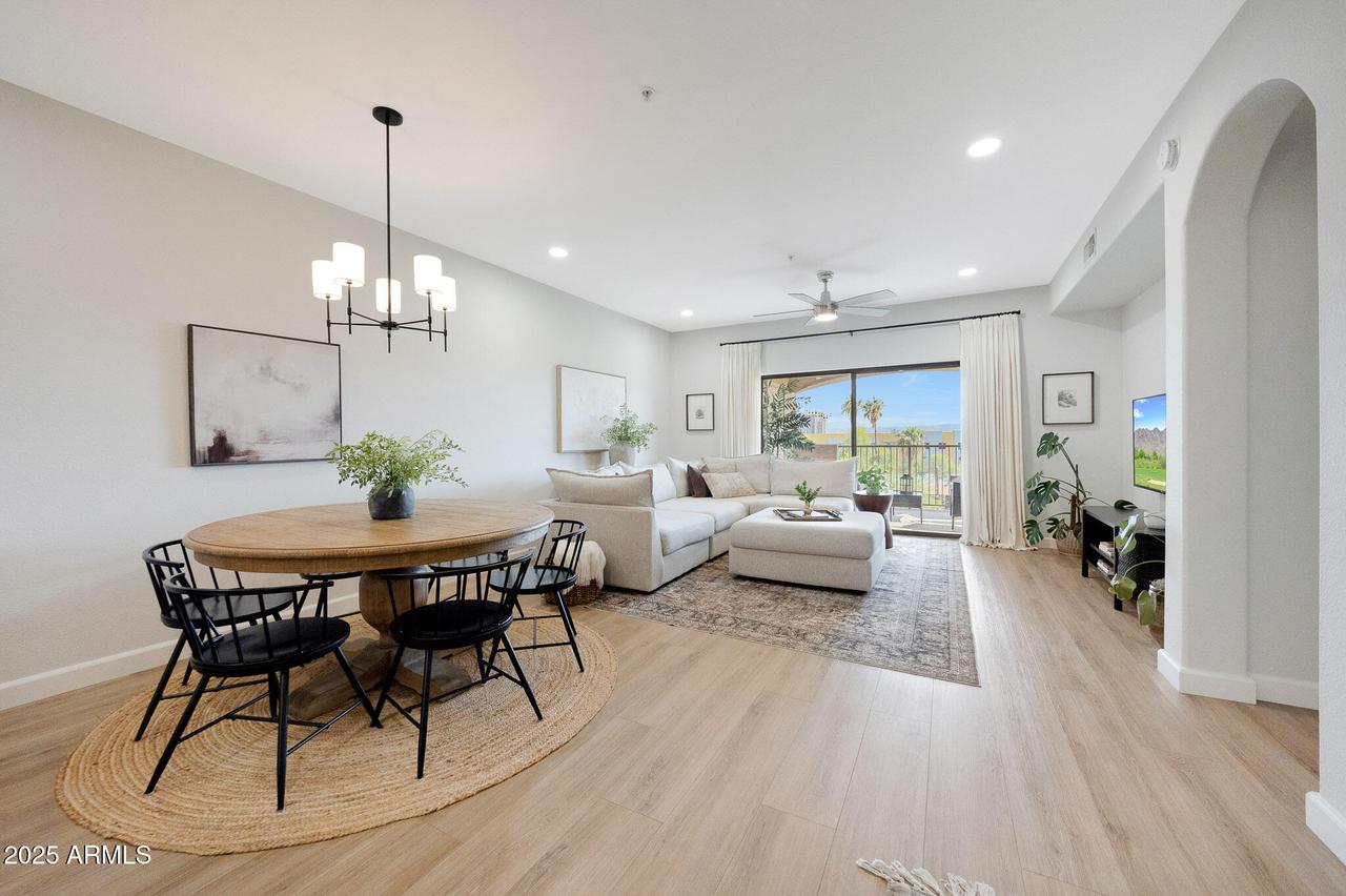 920 E Devonshire Ave. #4004, Phoenix, AZ 85014