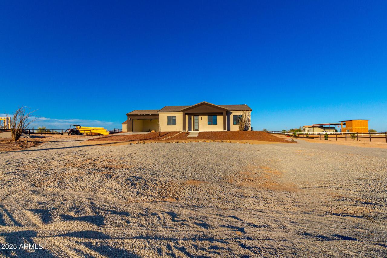 4653 N 337th Ave., Tonopah, AZ 85354