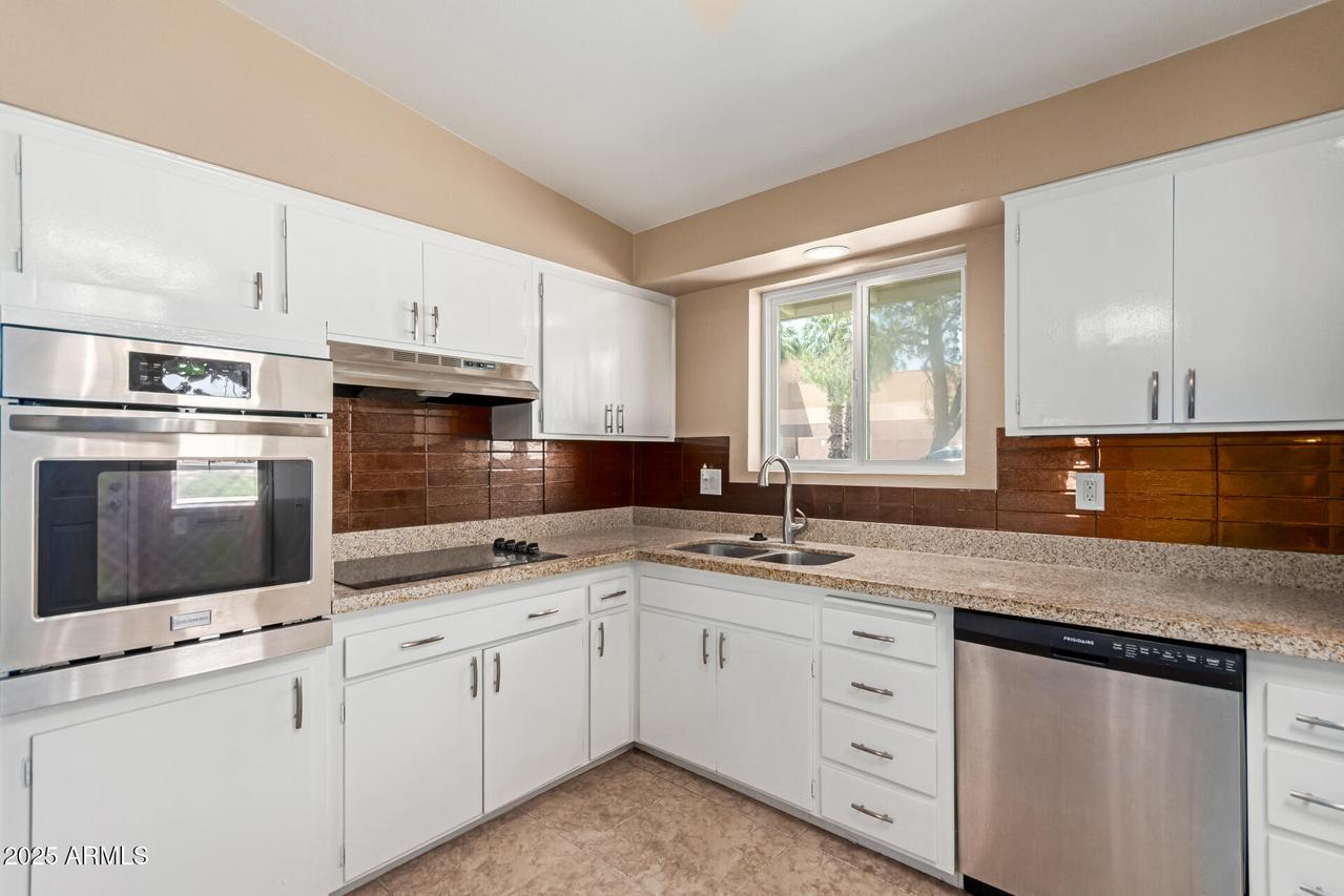 10621 W Oakmont Dr., Sun City, AZ 85351