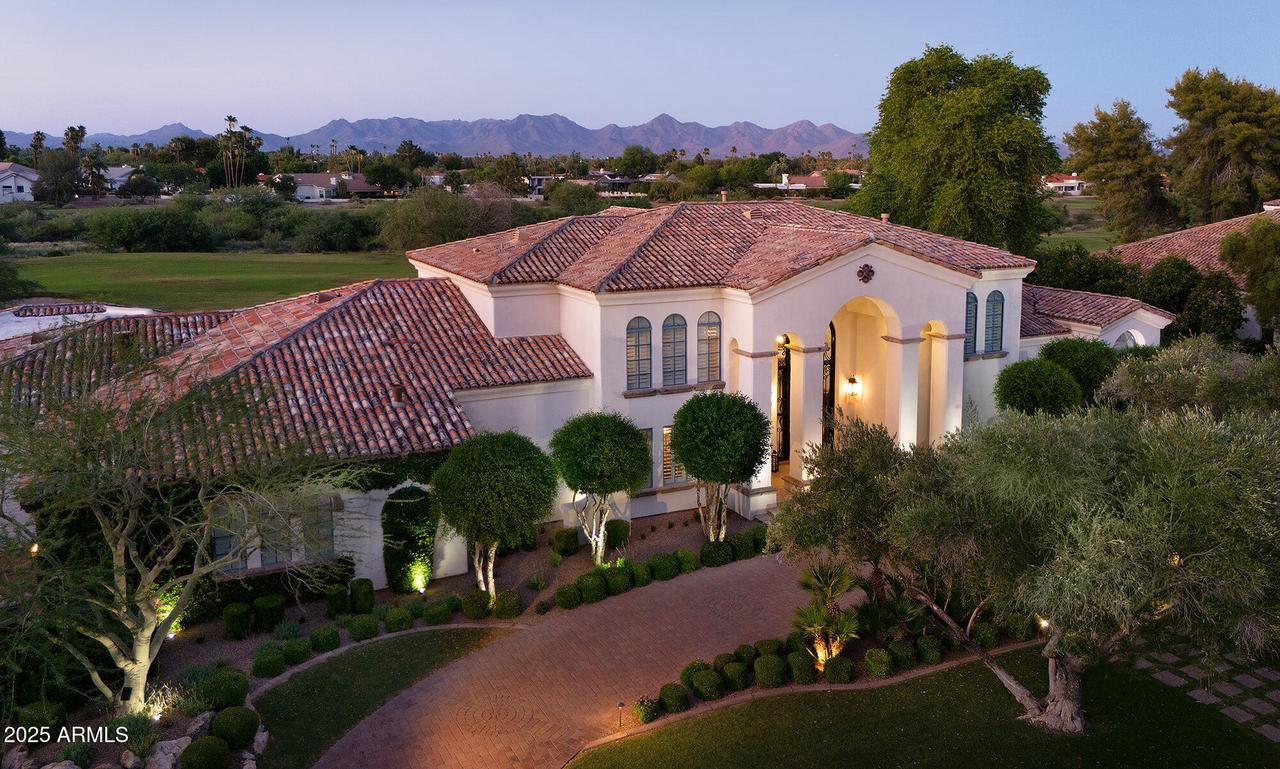 5610 E Sanna St., Paradise Valley, AZ 85253