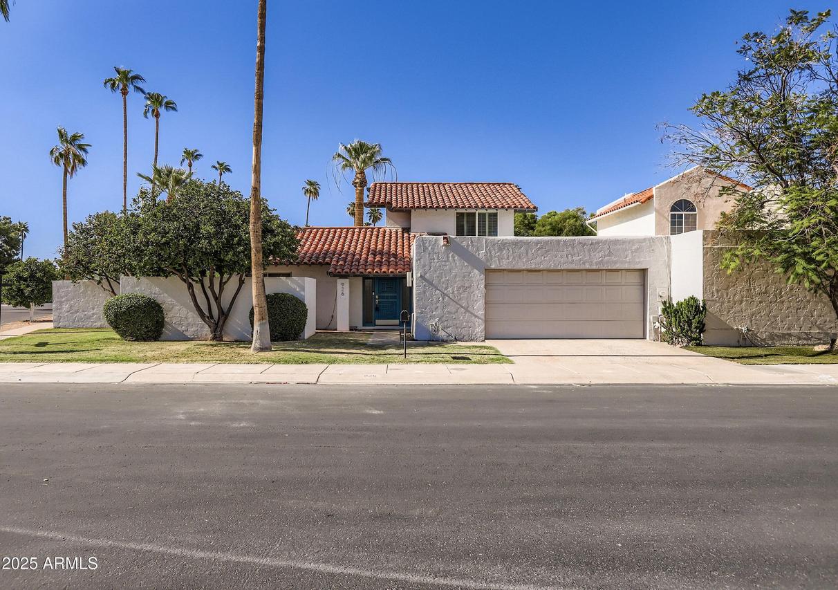 926 N Segovia Dr., Litchfield Park, AZ 85340