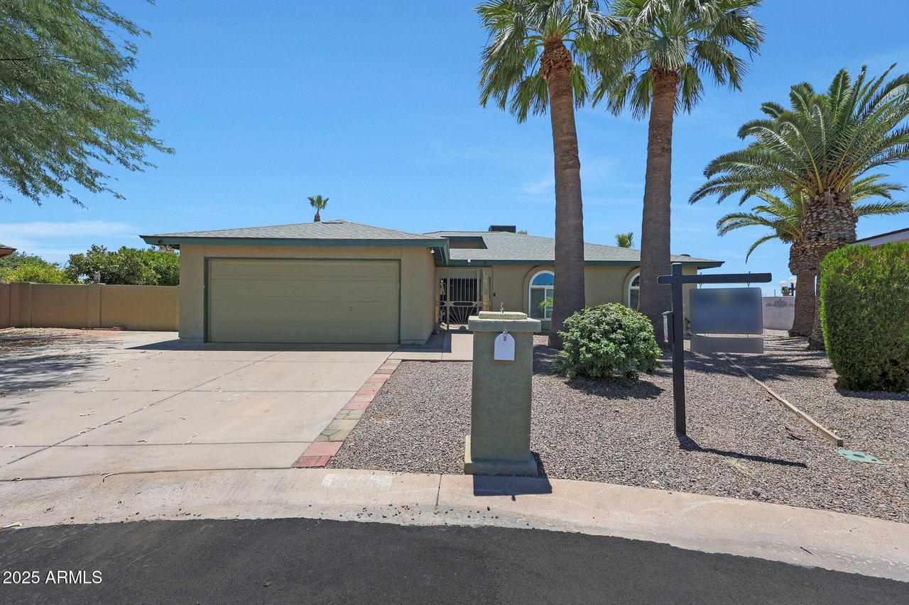 26649 S Howard Dr., Sun Lakes, AZ 85248