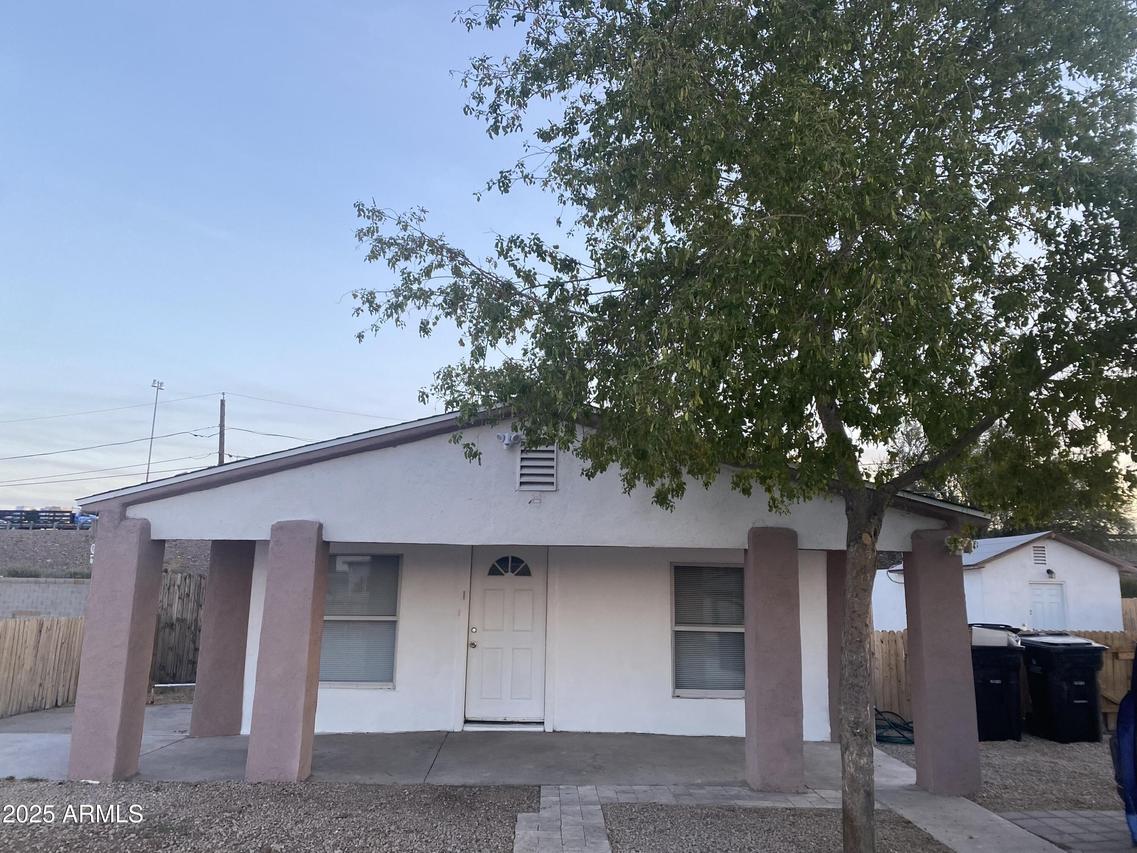 1217 E Hess Ave., Phoenix, AZ 85034