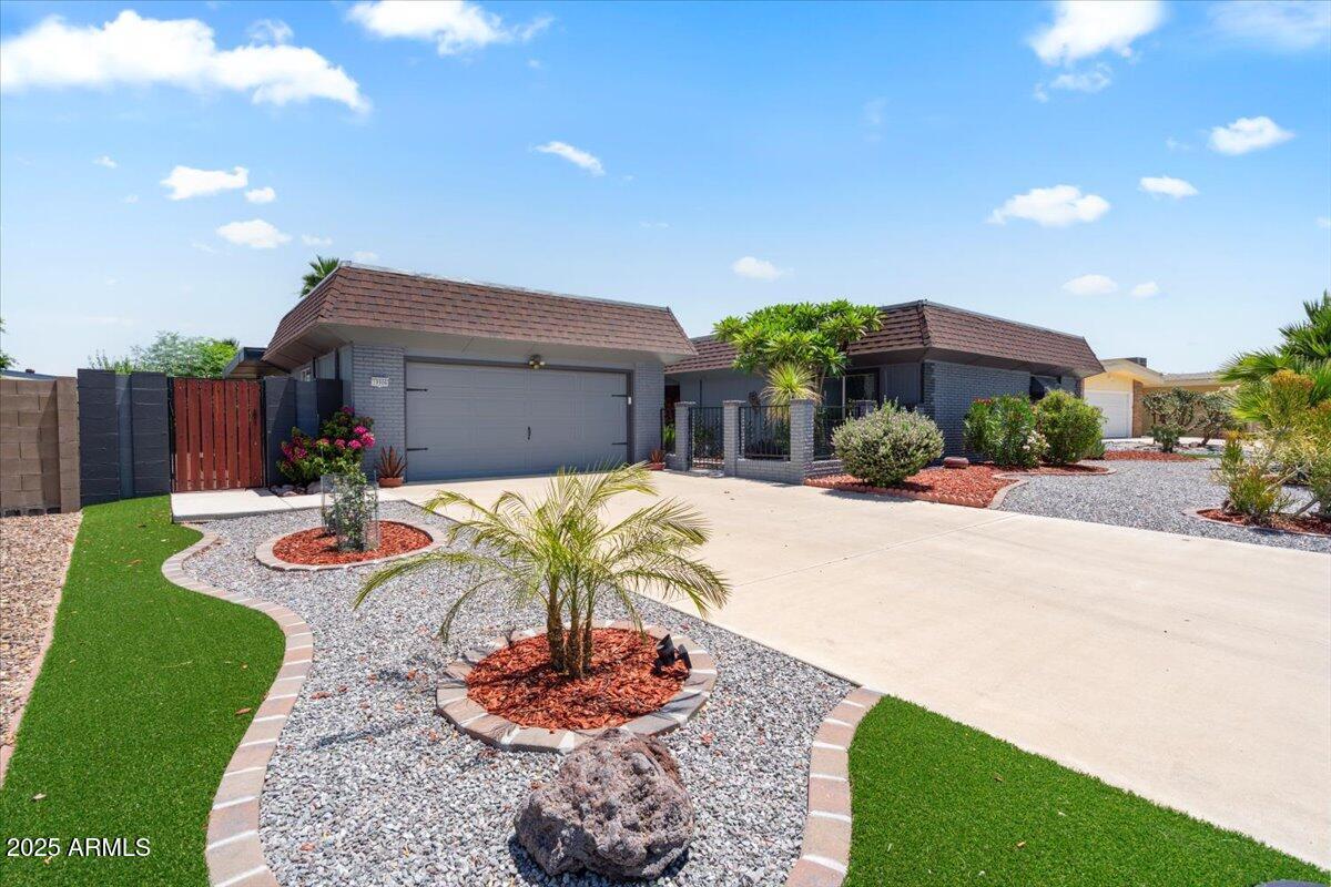10906 W Jacaranda Dr., Sun City, AZ 85373