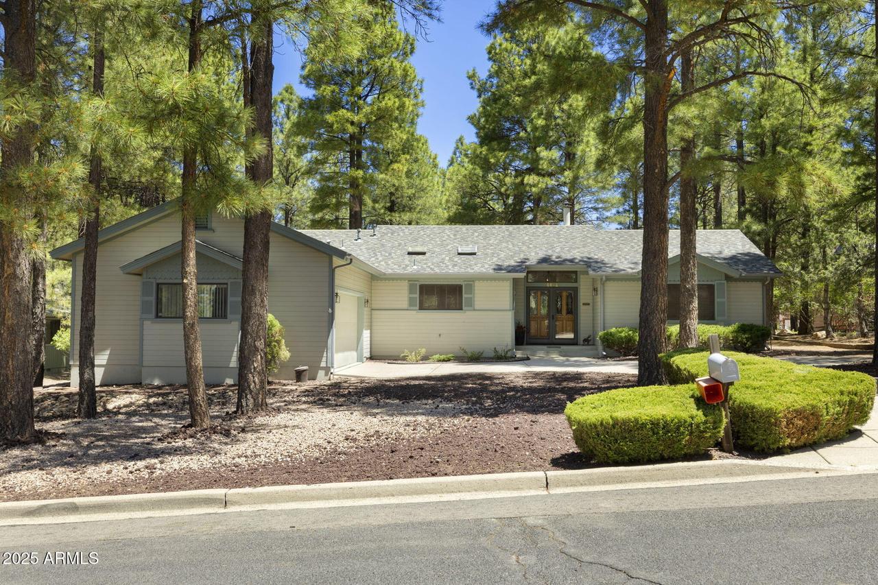 4464 E Spanish Moss Ln., Flagstaff, AZ 86004