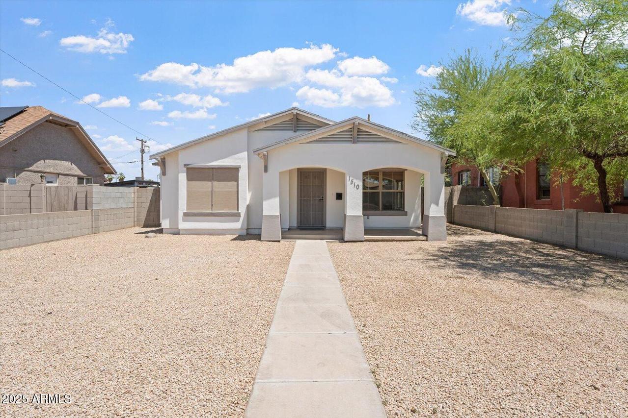 1510 W Fillmore St., Phoenix, AZ 85007
