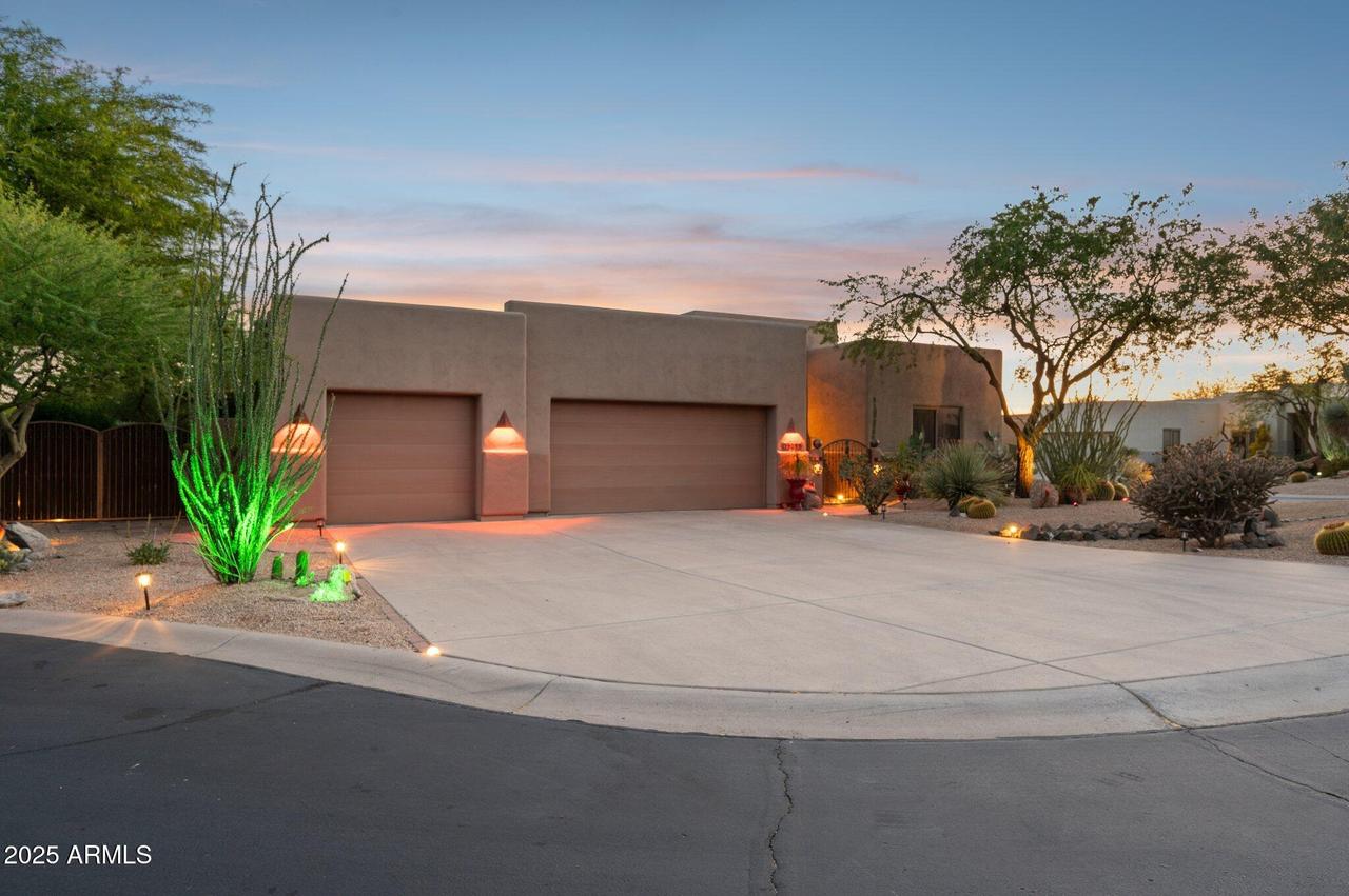 11299 E Greythorn Dr., Scottsdale, AZ 85262