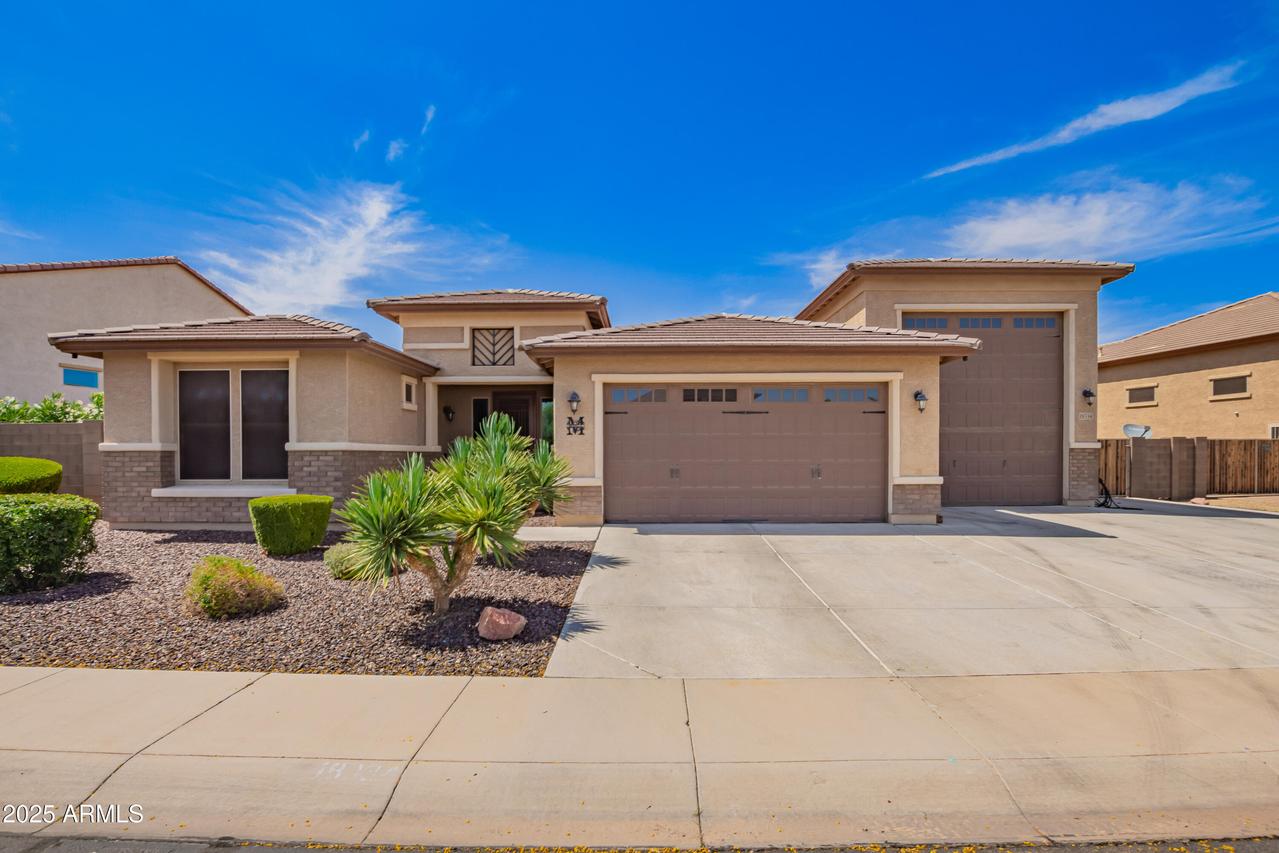18334 W Marshall Ln., Surprise, AZ 85388
