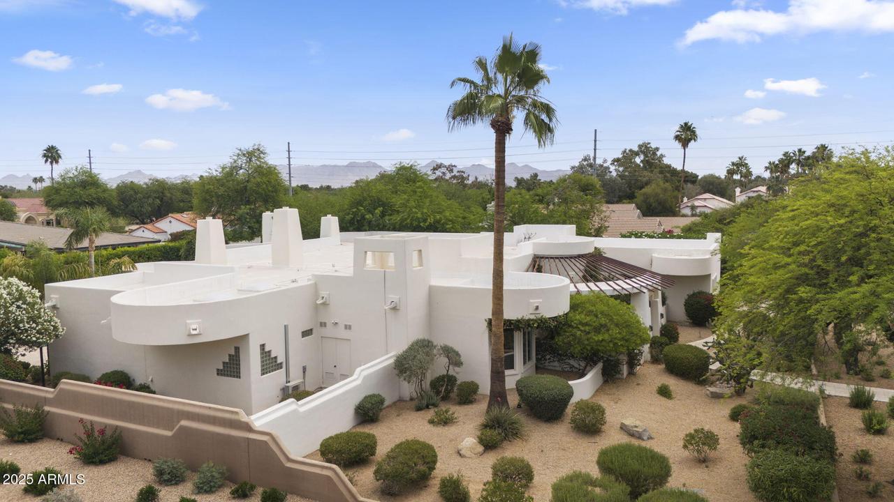 4702 E Sanna St., Phoenix, AZ 85028