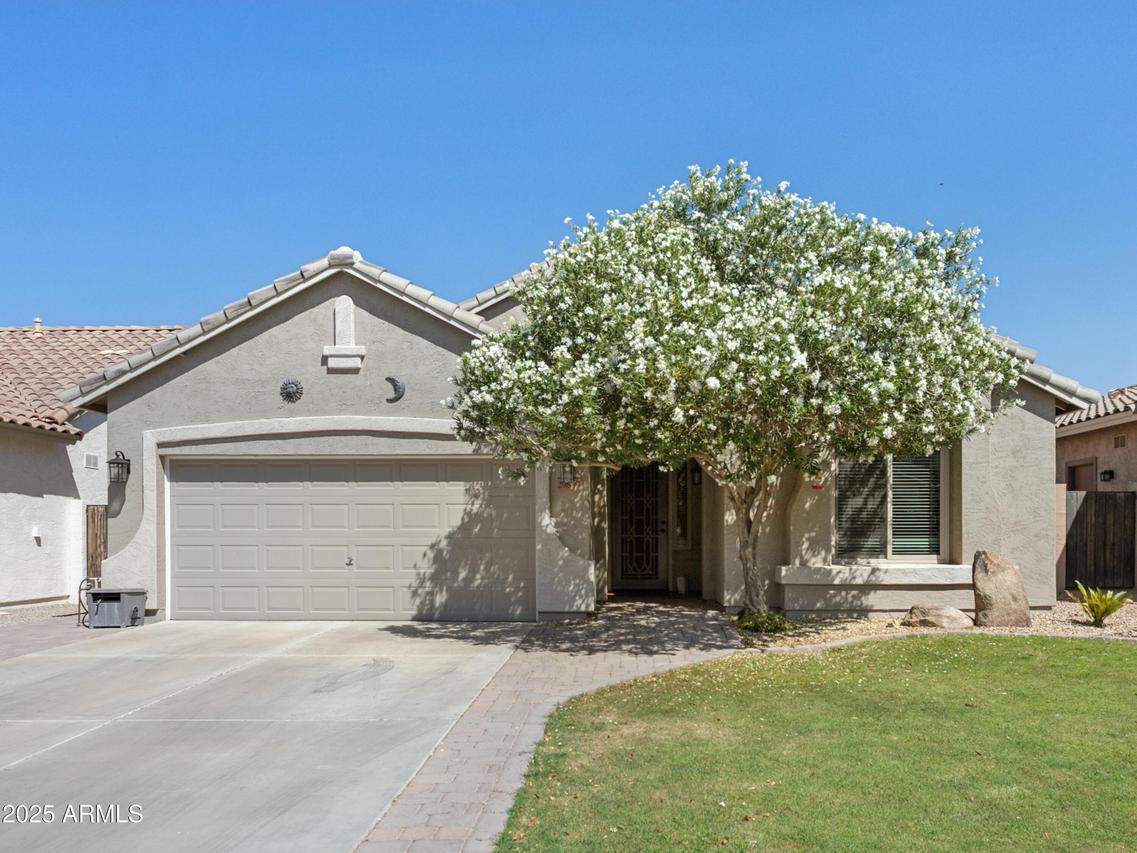 29839 N Little Leaf Dr., San Tan Valley, AZ 85143