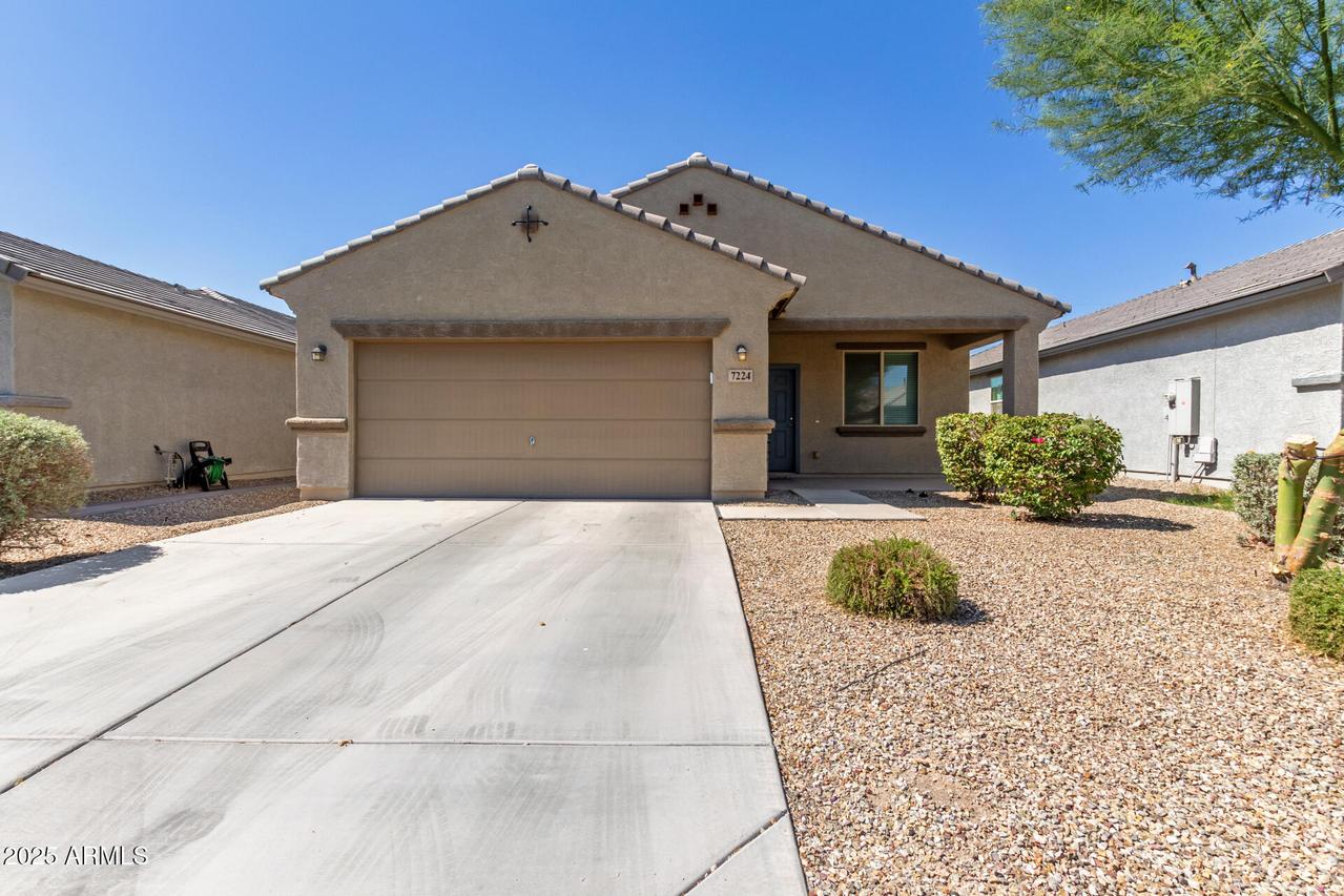 7224 W Puget Ave., Peoria, AZ 85345