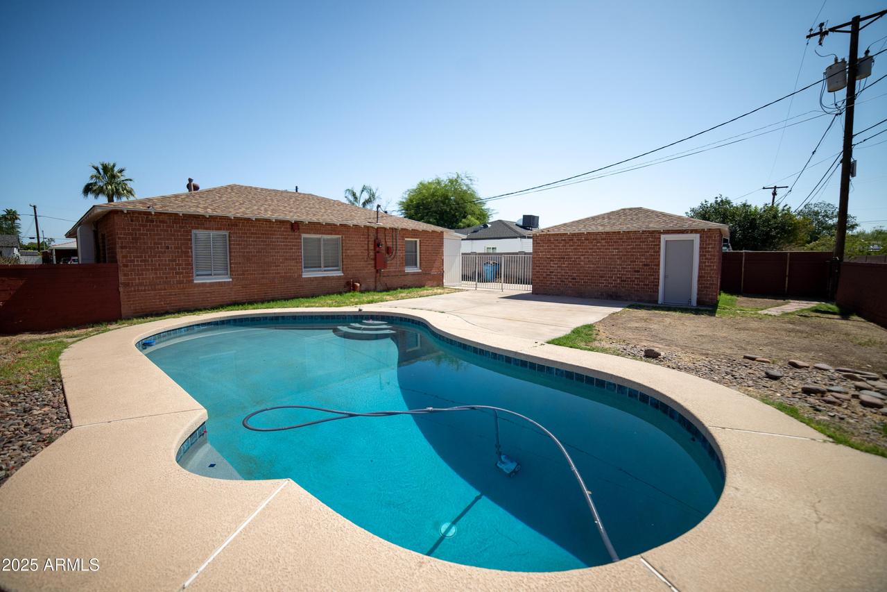 1721 W Earll Dr., Phoenix, AZ 85015