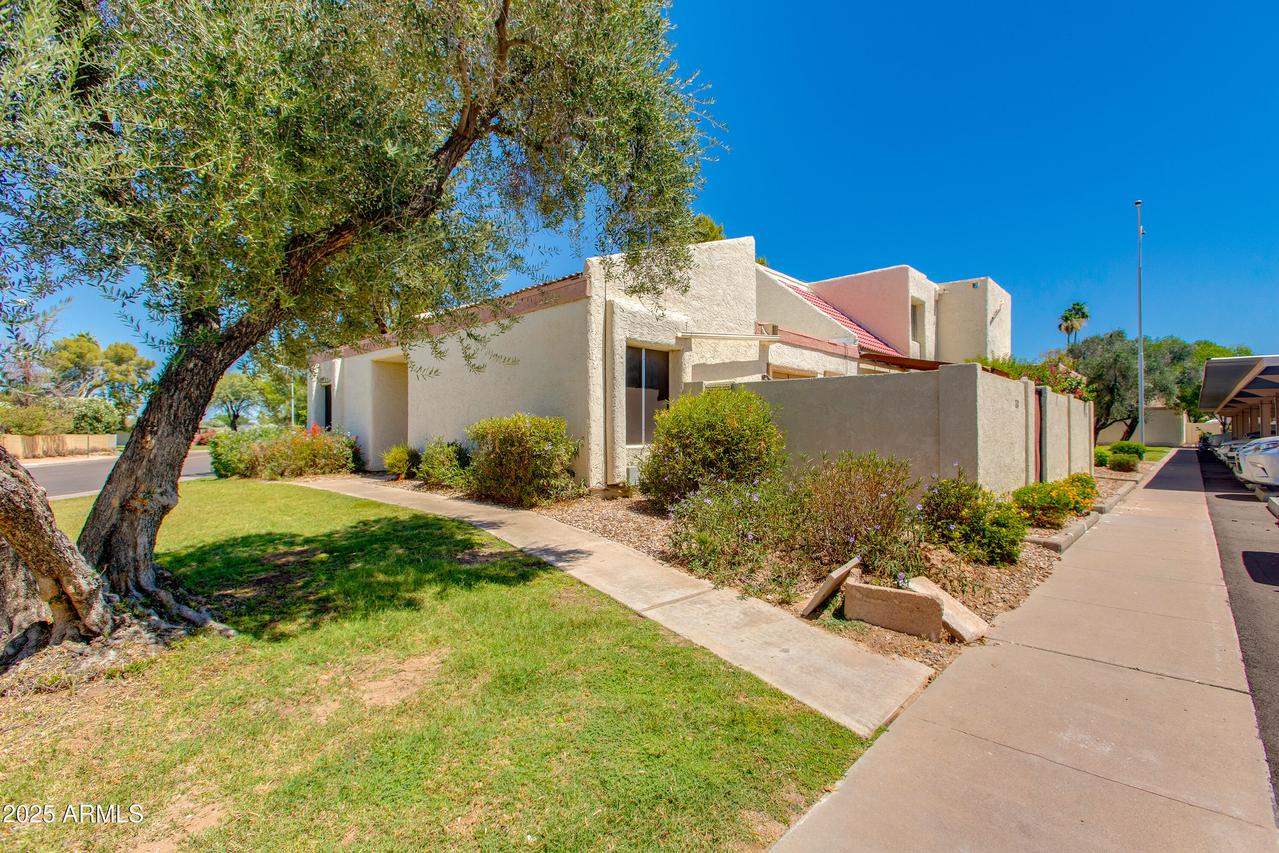 7802 E Rovey Ave., Scottsdale, AZ 85250