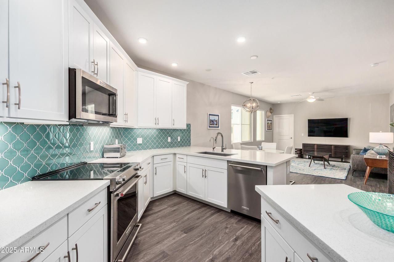 2511 W Queen Creek Rd. #258, Chandler, AZ 85248