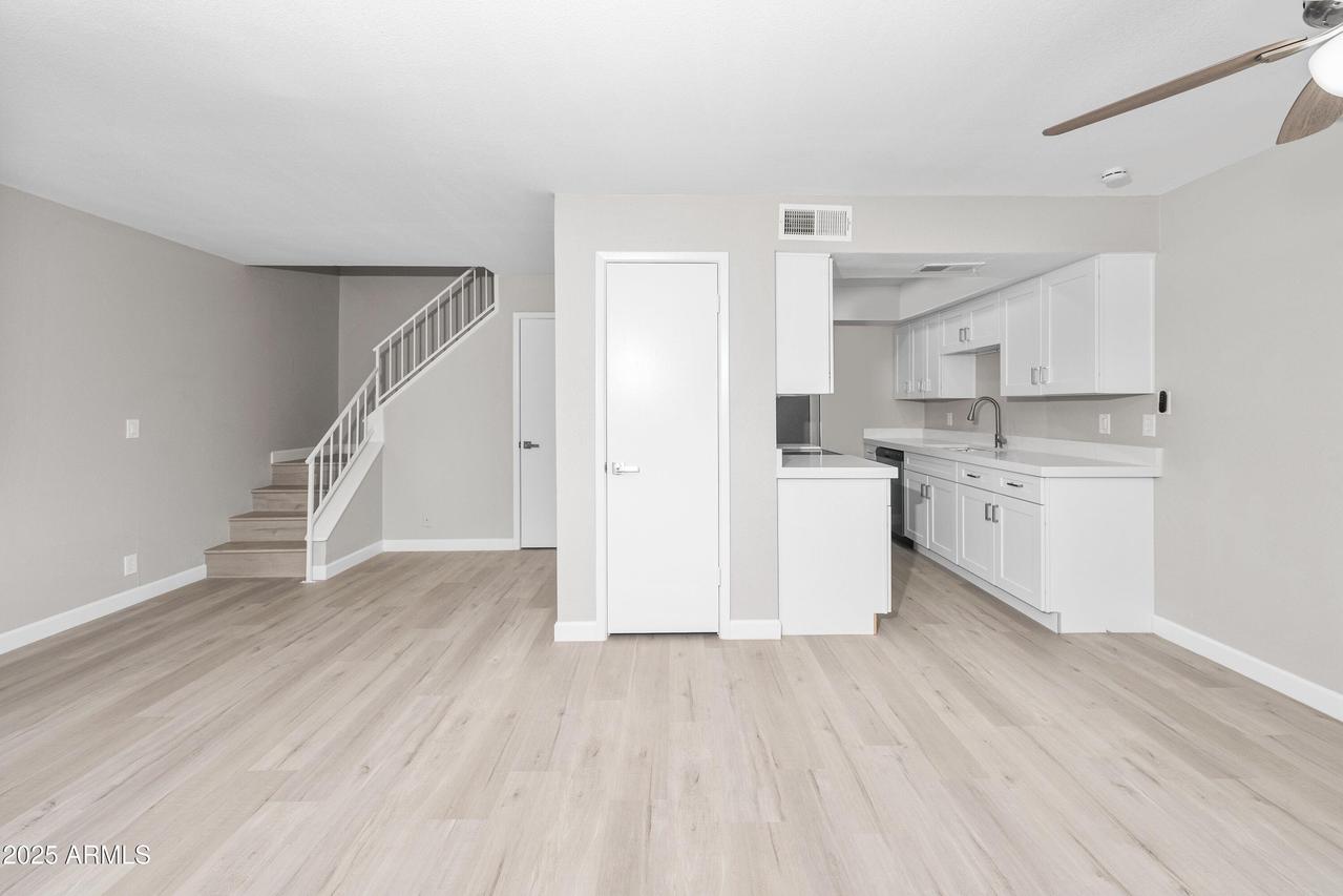 286 W Palomino Dr. #147, Chandler, AZ 85225
