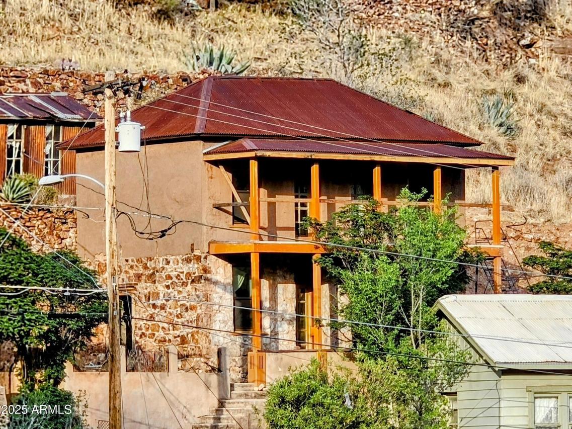 83 Ok St., Bisbee, AZ 85603