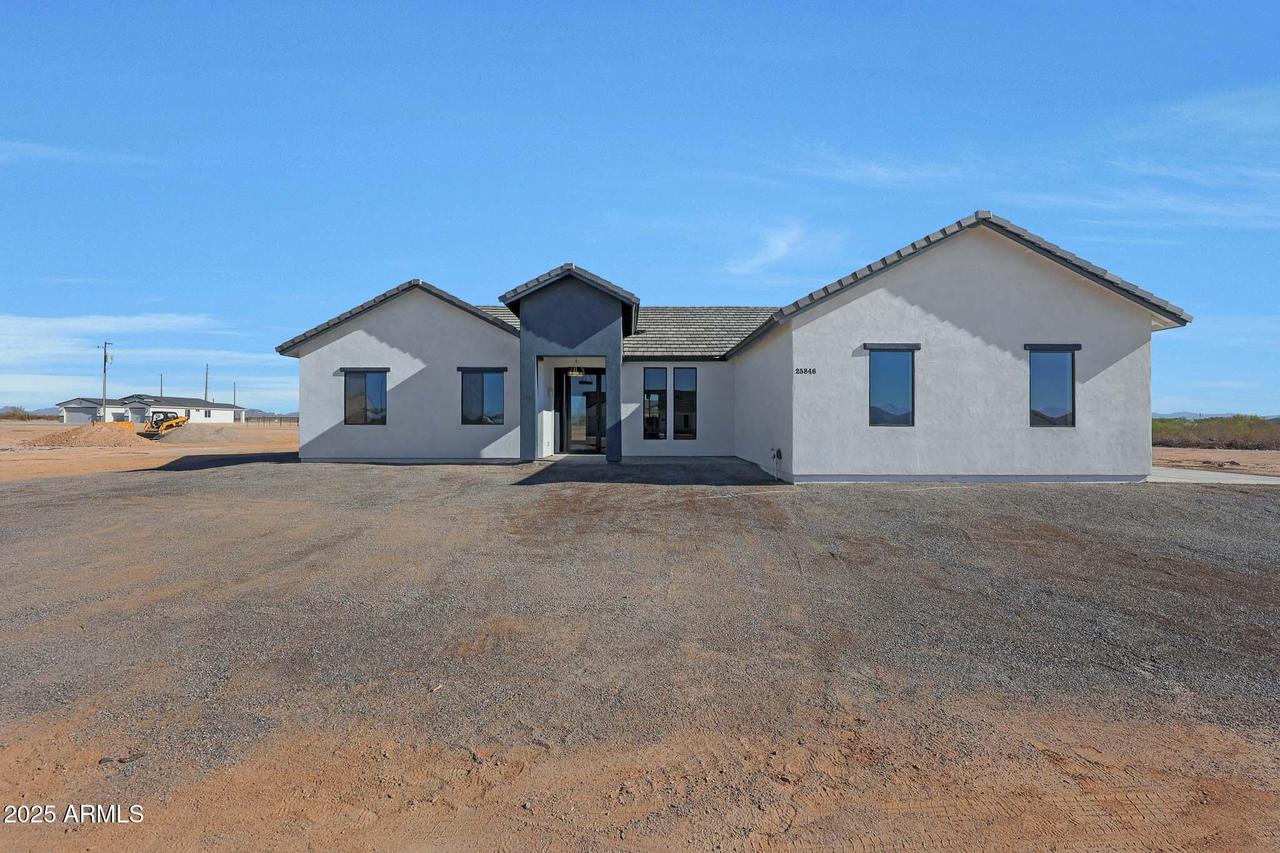 25846 W Denver Hill Dr., Wittmann, AZ 85361