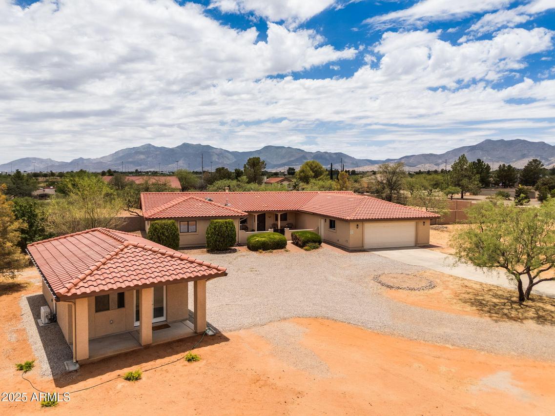 1525 N San Francisco Cir., Sierra Vista, AZ 85635
