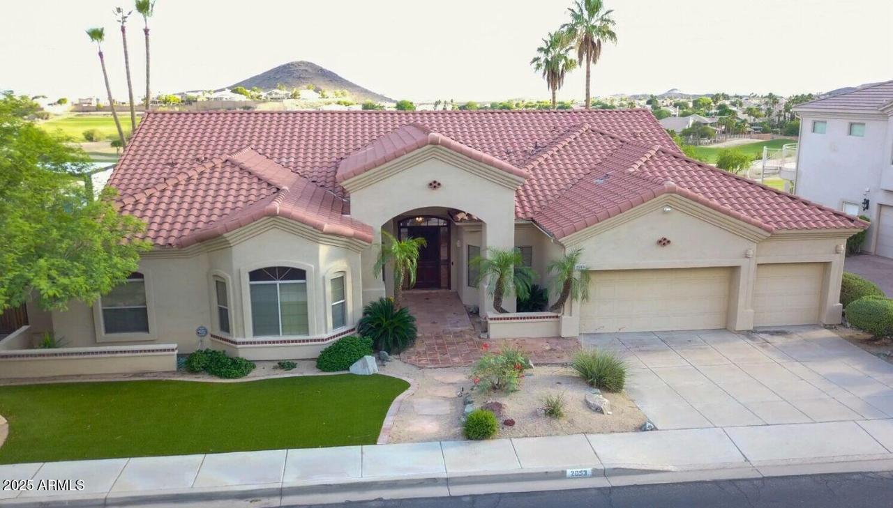 2053 E Clubhouse Dr., Phoenix, AZ 85048