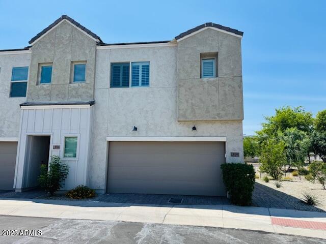 8330 N 22nd Ln., Phoenix, AZ 85021
