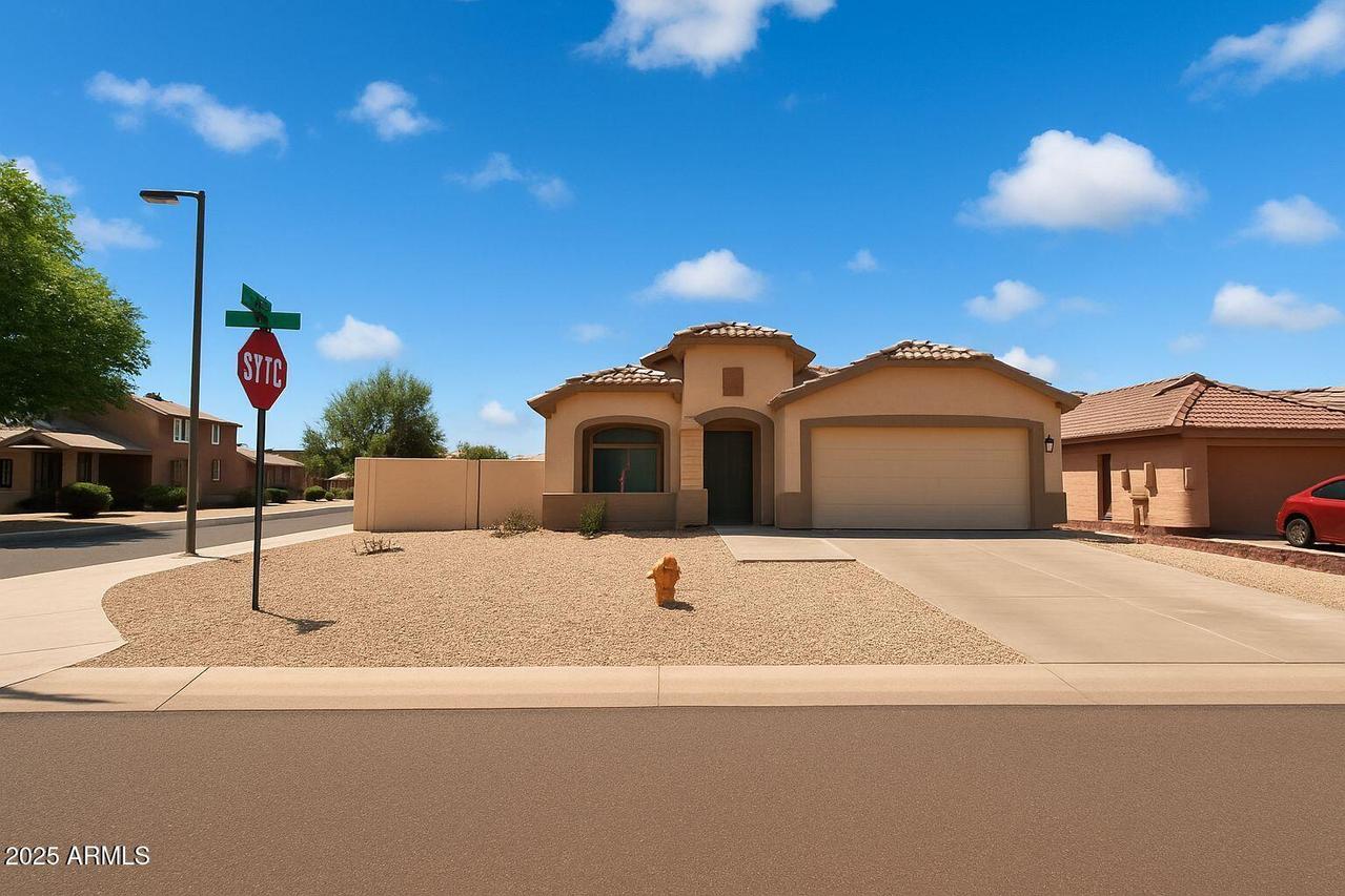 2797 E Cowboy Cove Tr., San Tan Valley, AZ 85143