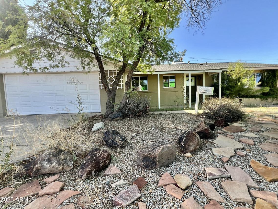 8257 E Cypress St., Scottsdale, AZ 85257