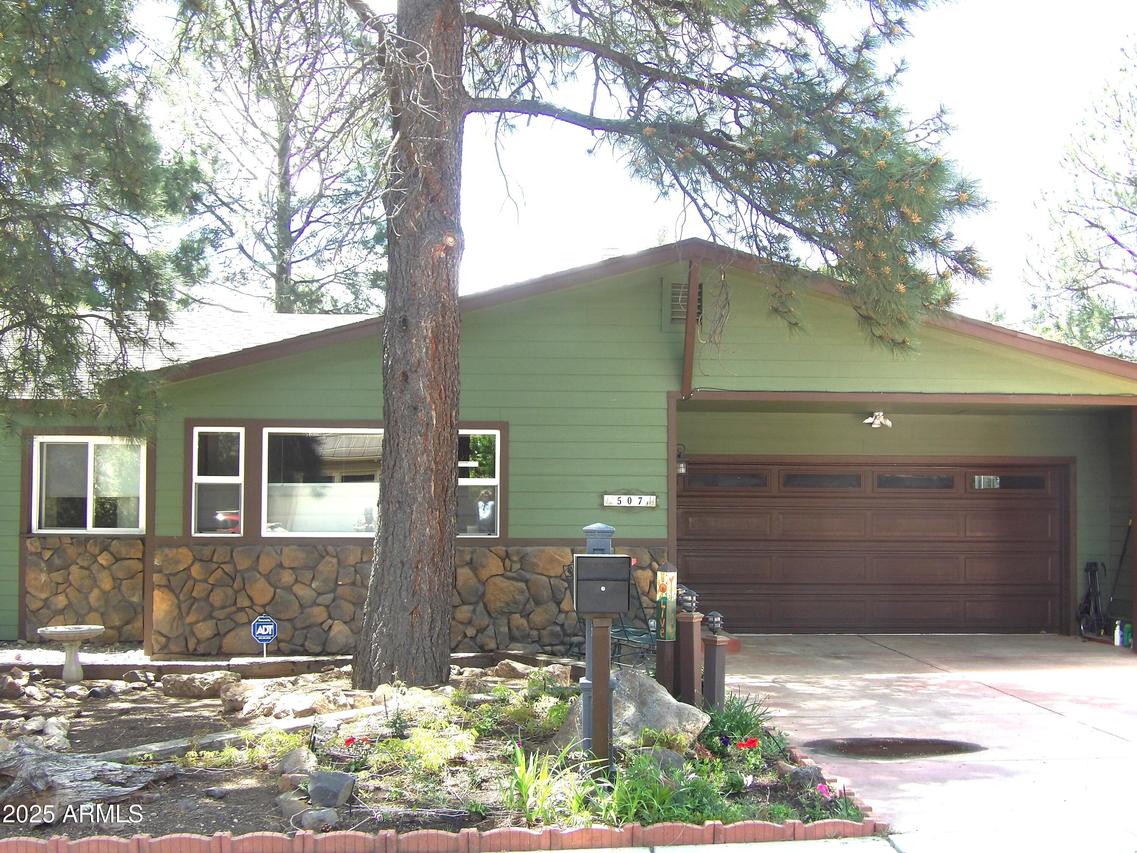 507 W Philomena Dr., Flagstaff, AZ 86001