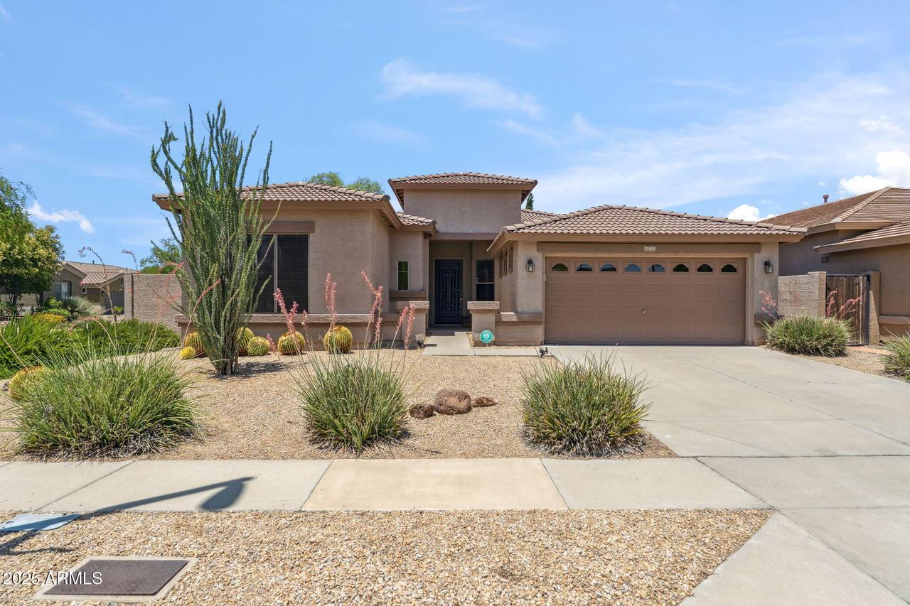 35402 N 32nd Dr., Phoenix, AZ 85086