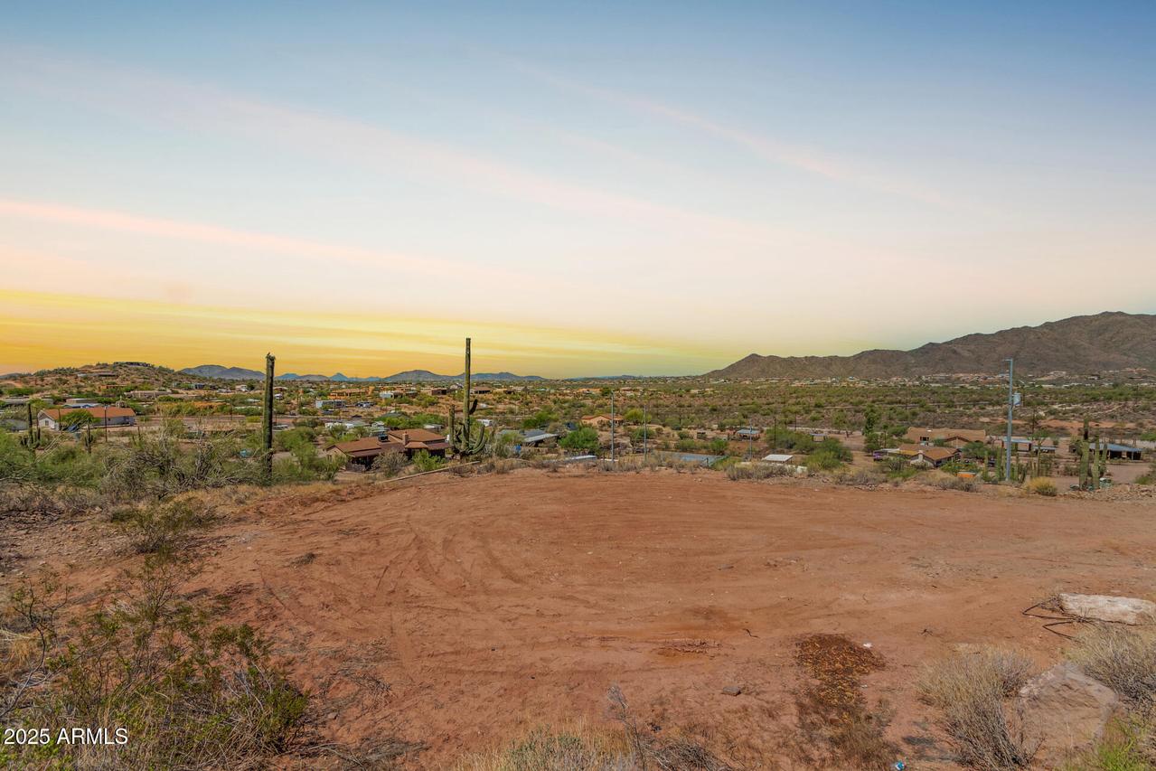42805 N 8th St. #-, New River, AZ 85087