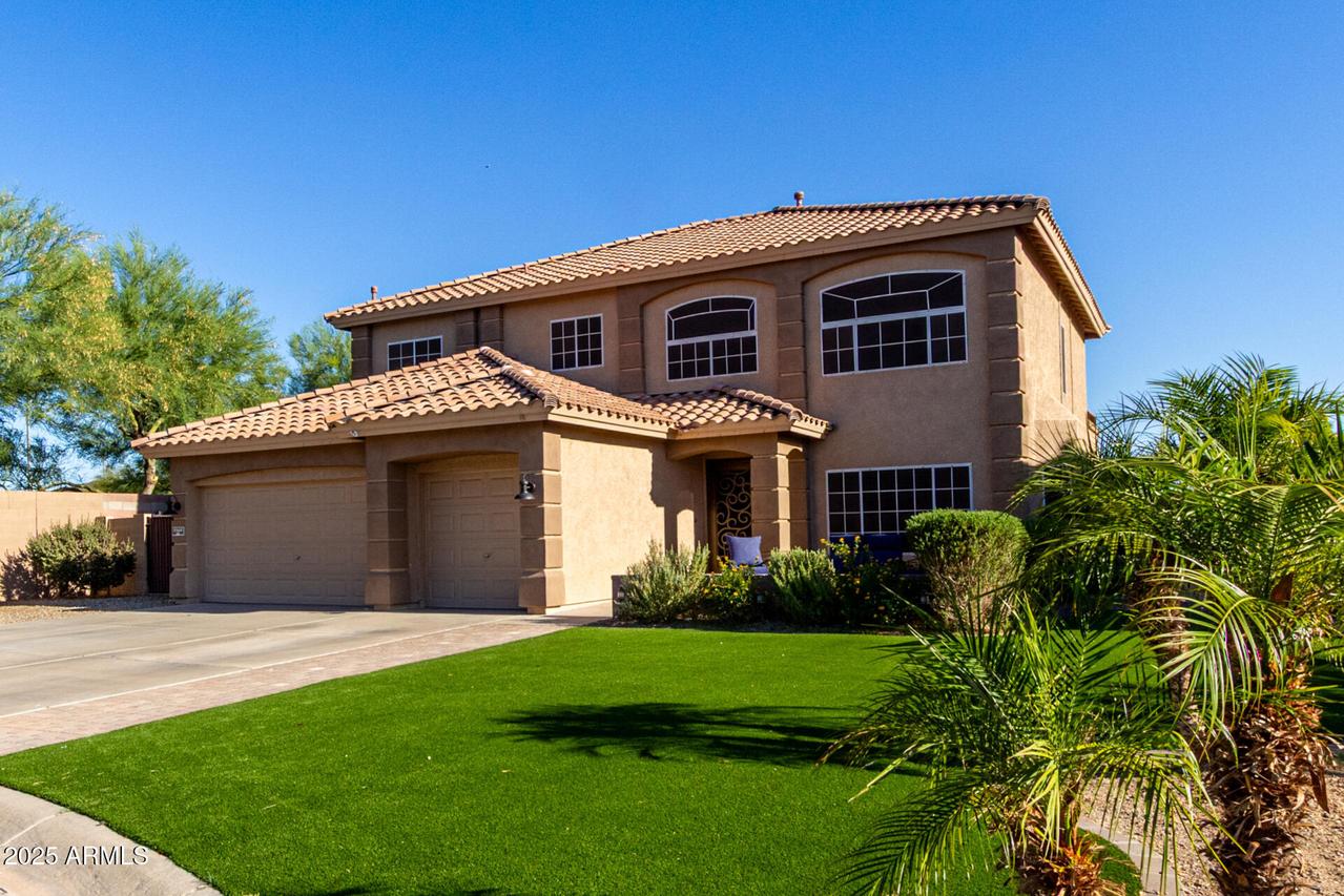 9569 W Redbird Rd., Peoria, AZ 85383