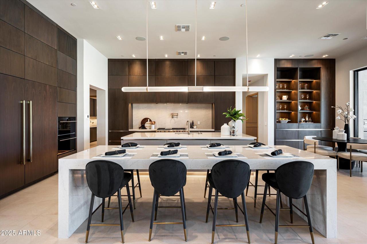 6702 E Cholla St., Scottsdale, AZ 85254