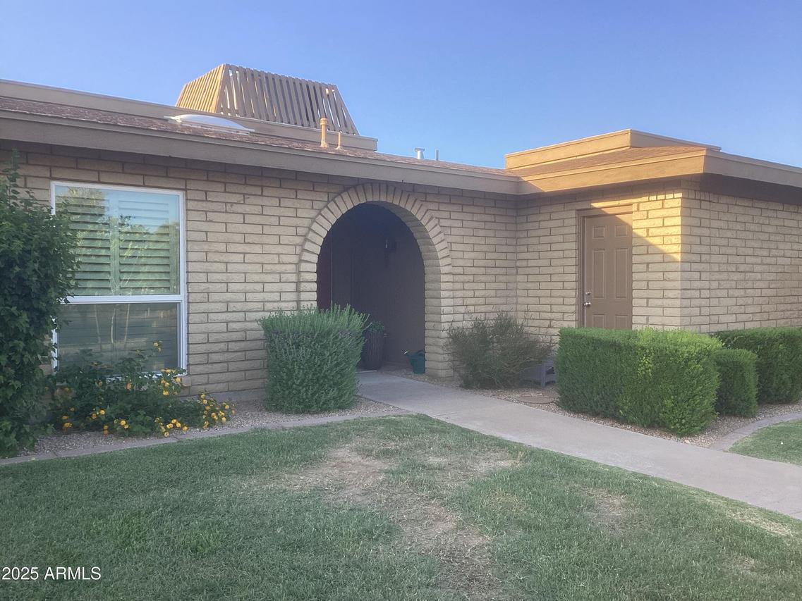 1036 E Wagon Wheel Dr., Phoenix, AZ 85020