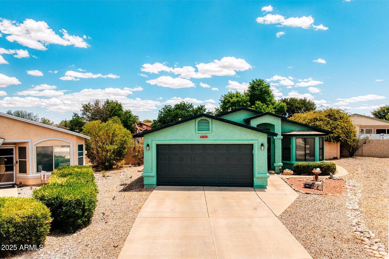 4562 Territorial Loop, Sierra Vista, AZ 85635